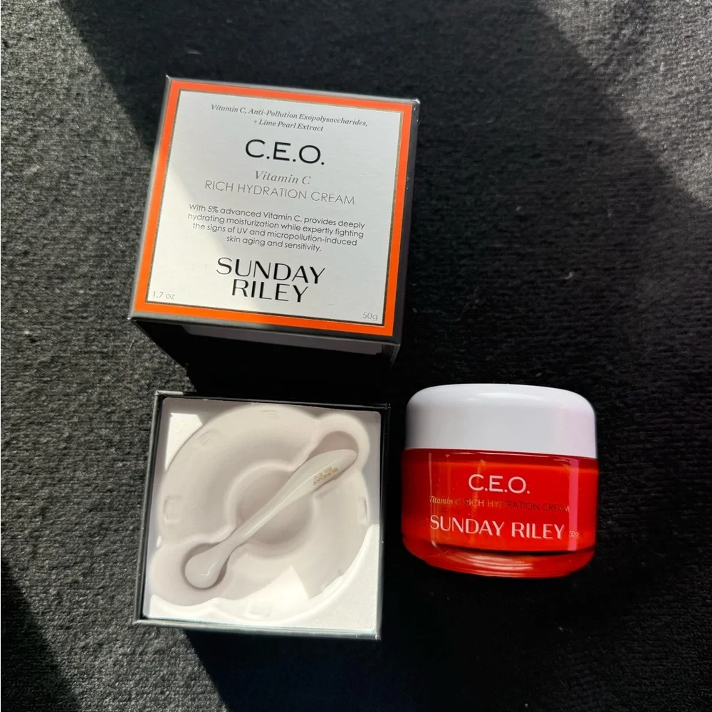 Sunday Riley C.E.O. Rich Hydration Cream - Vibrant Orange - Picture 1 of 2